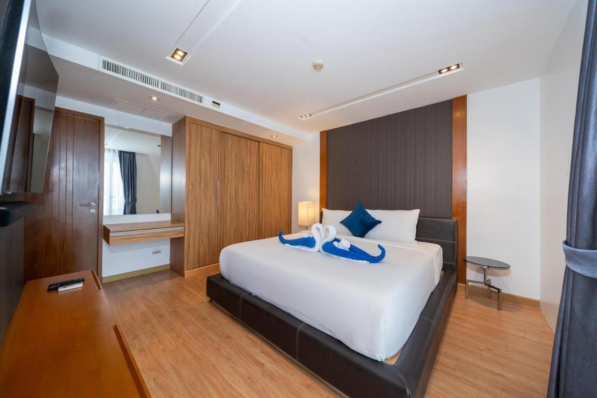 Spacious With Ocean View & Jacuzzi Apartment *