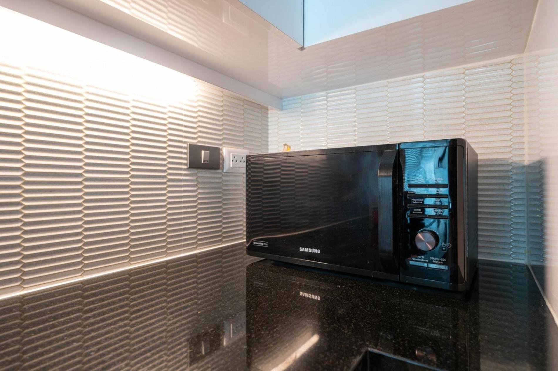 Apartment Spacious With Ocean View & Jacuzzi *